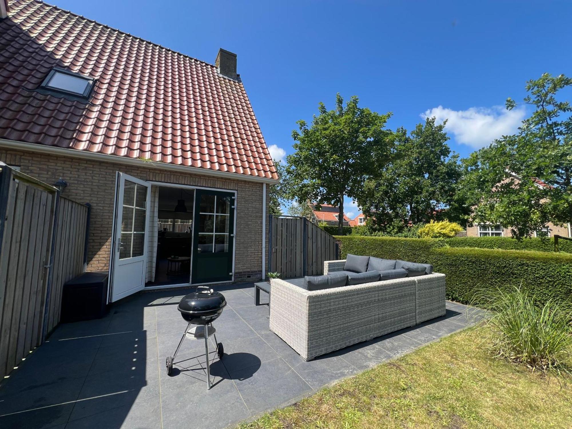 Vakantiehuis Bonburen Бурен Екстериор снимка