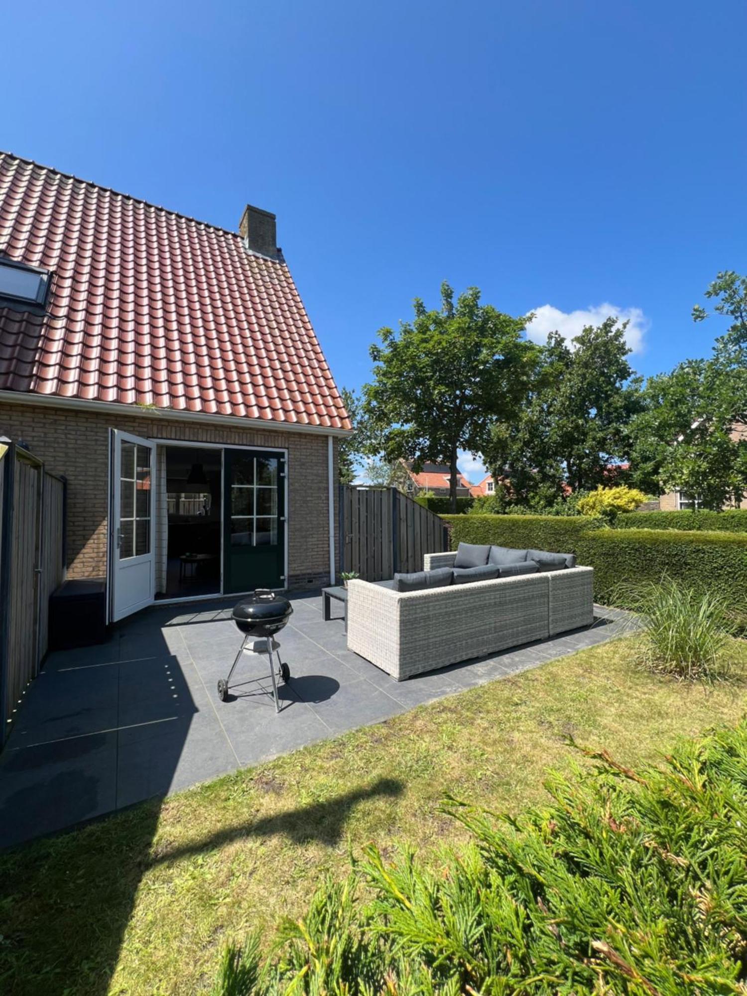 Vakantiehuis Bonburen Бурен Екстериор снимка